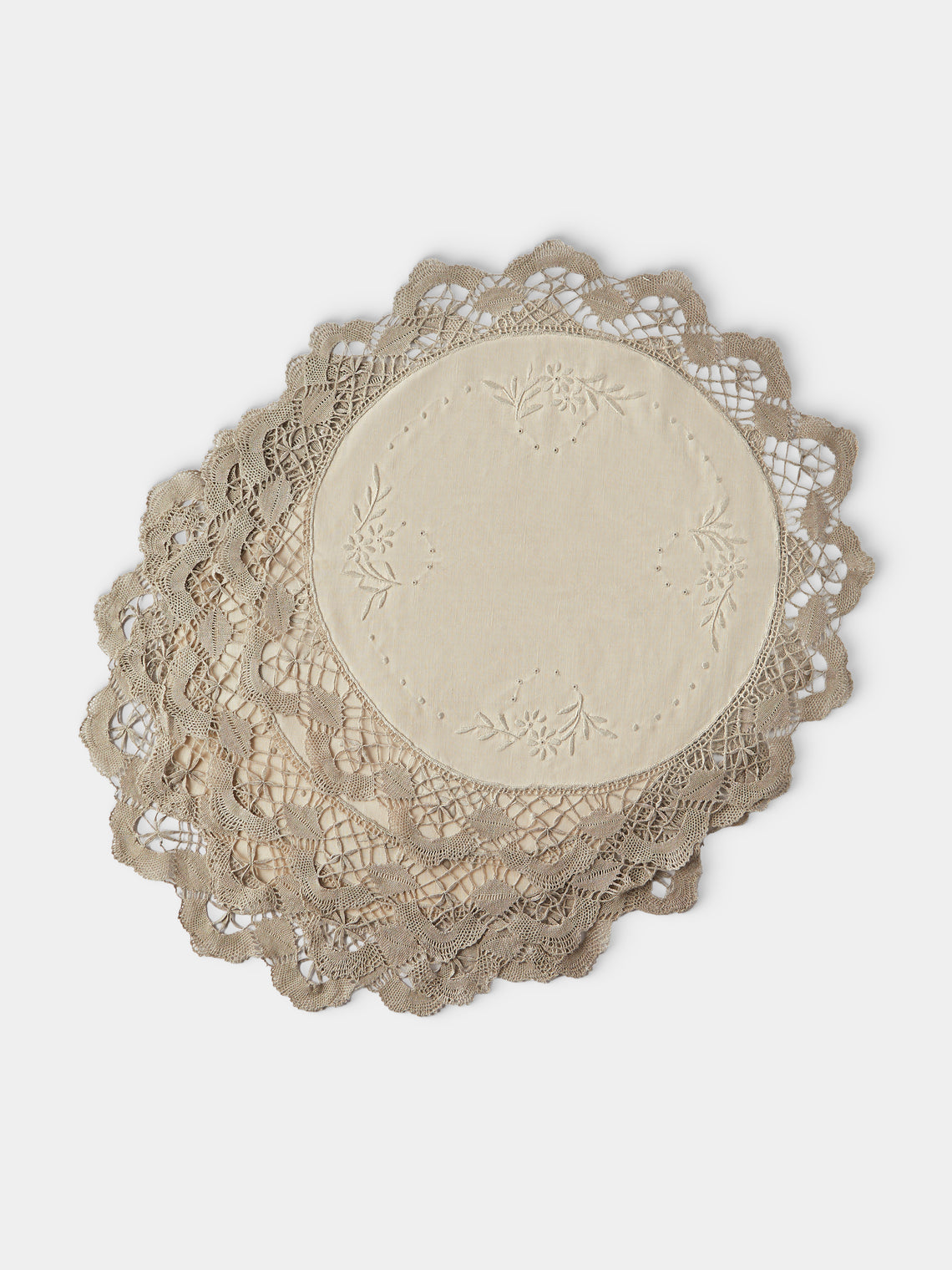 Rolane du Dreuih Creations - Lacework Linen Large Round Placemats (Set of 4) - Beige - ABASK