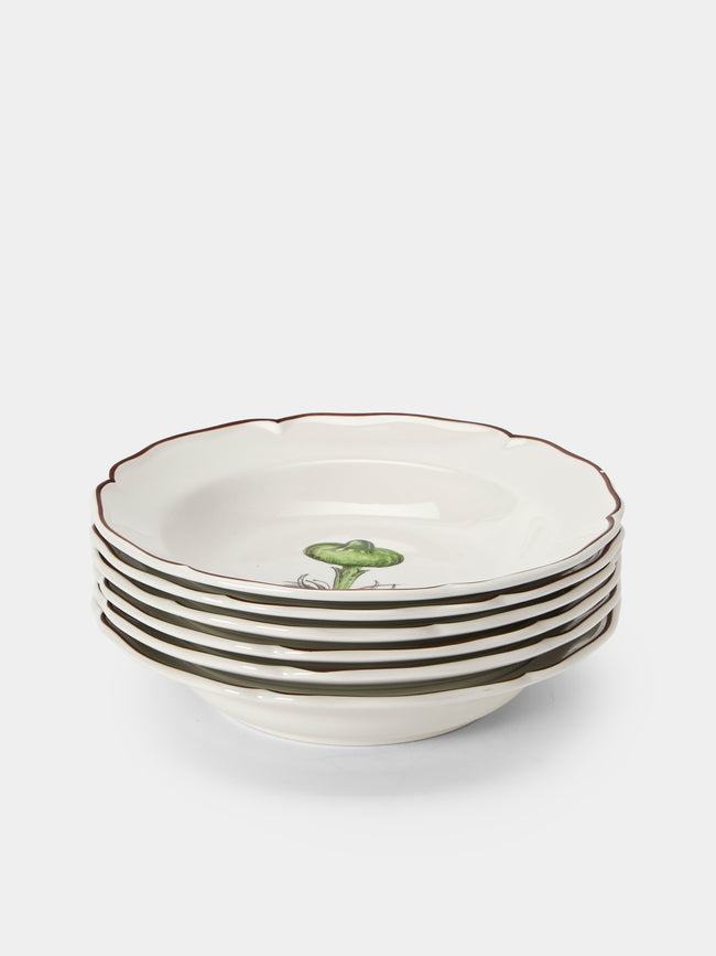 Este Ceramiche - Bristol Mushrooms Hand-Painted Ceramic Soup Plates – 9.5in/24cm (Set of 6) - White - ABASK- 