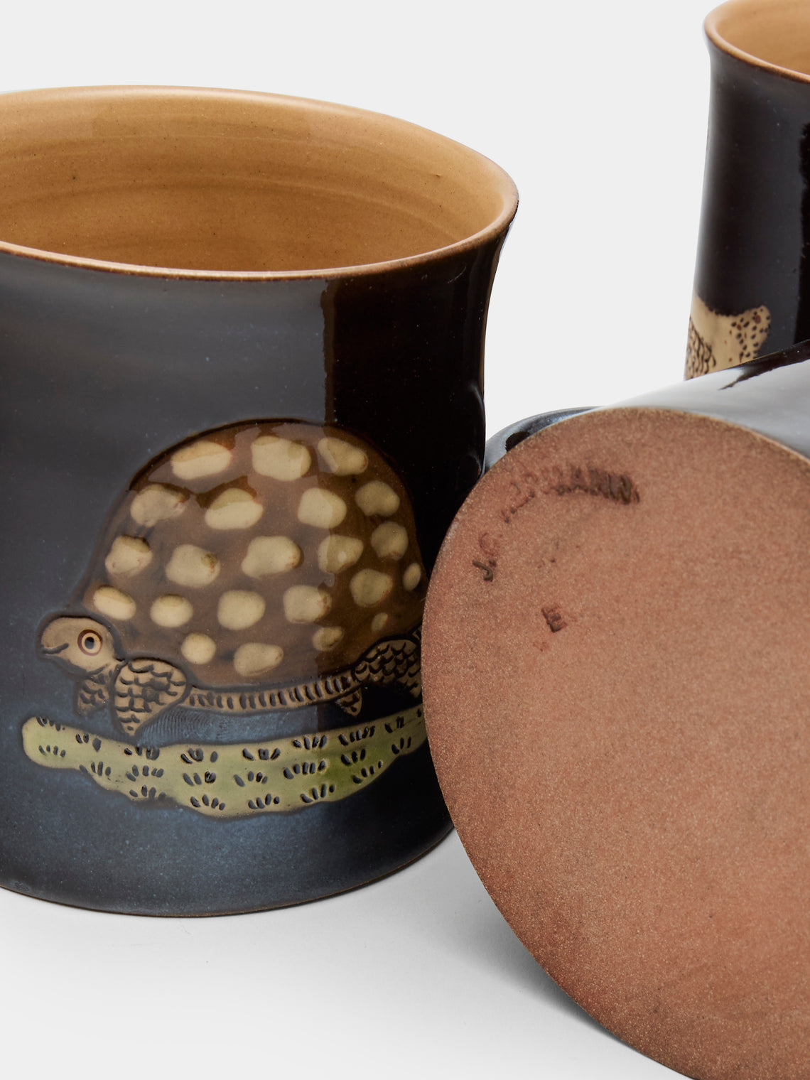 Poterie d’Évires - Animals Hand-Painted Ceramic Mugs (Set of 6) - Dark brown - ABASK