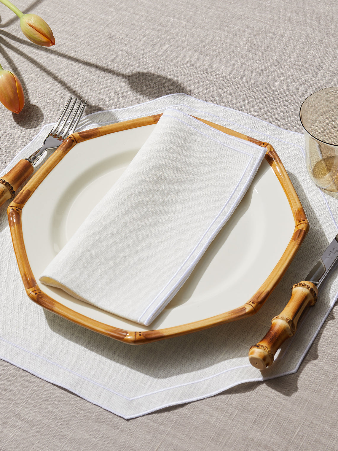 La Gallina Matta - D.Q Embroidered Linen Napkins (Set of 4) - White - ABASK