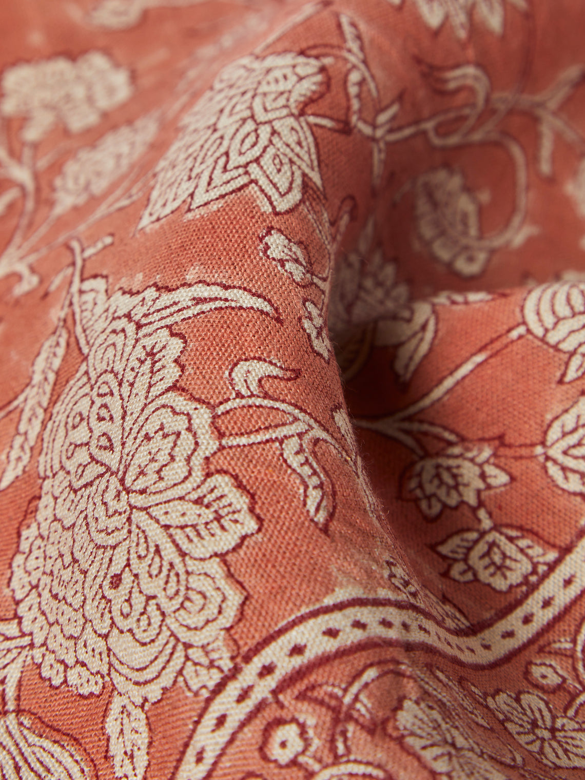 Chamois - Parrot Block-Printed Linen Round Tablecloth (86.5in/2.2m) - Red - ABASK