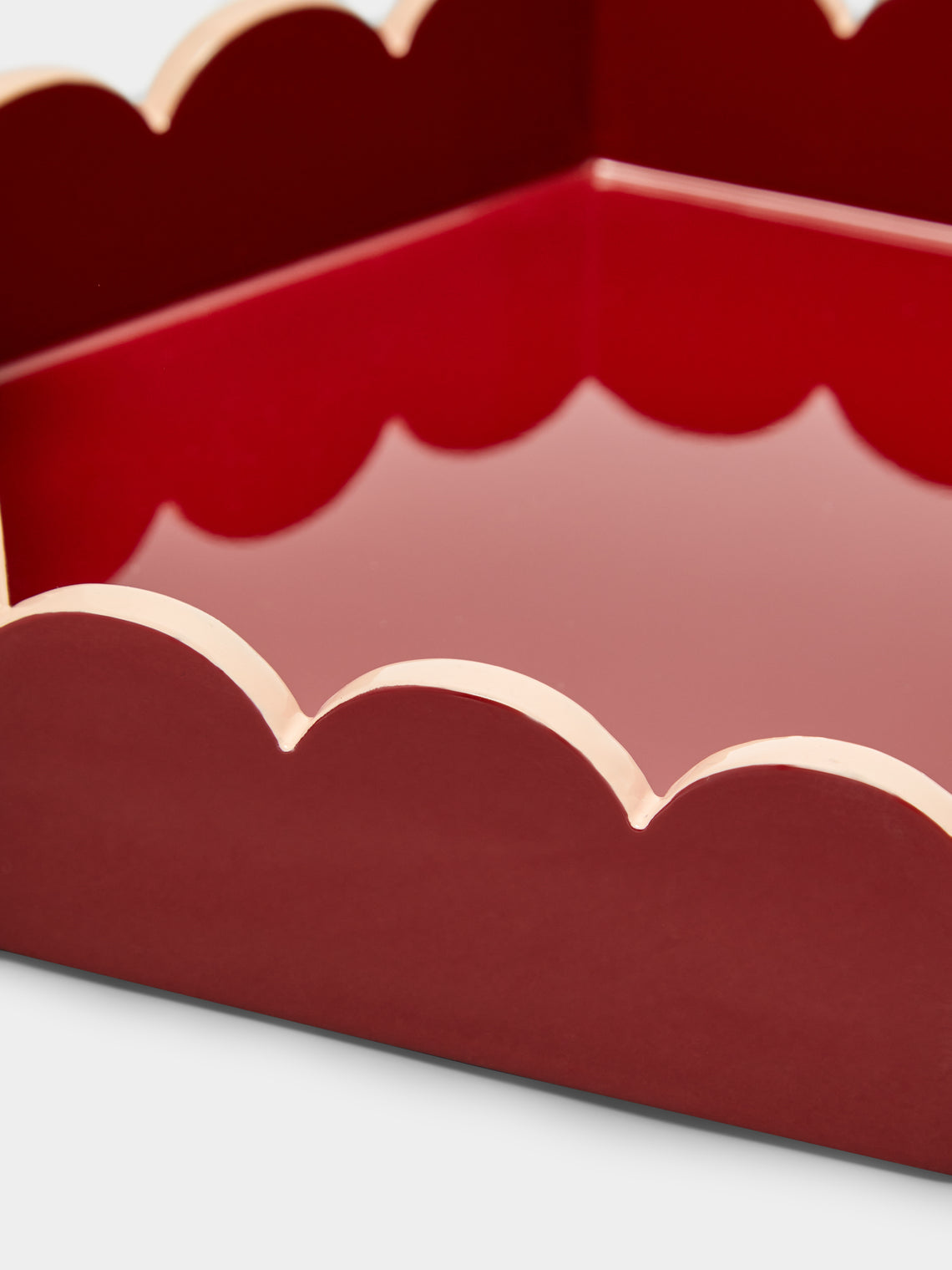 Scarlett And Sallis - Lacquered Wood Small Scalloped Tray -  - ABASK