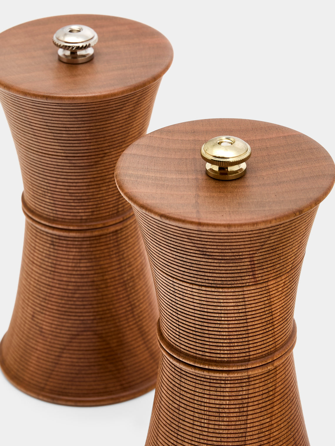 Yamani Woodworks - Hand-Turned Wood Salt and Pepper Mills (Set of 2) - Brown - ABASK