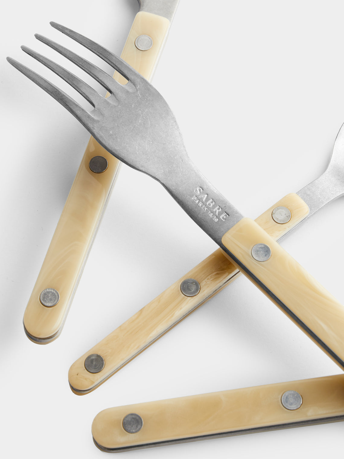 Sabre - Bistrot Dinner Cutlery (Set of 4) - Beige - ABASK