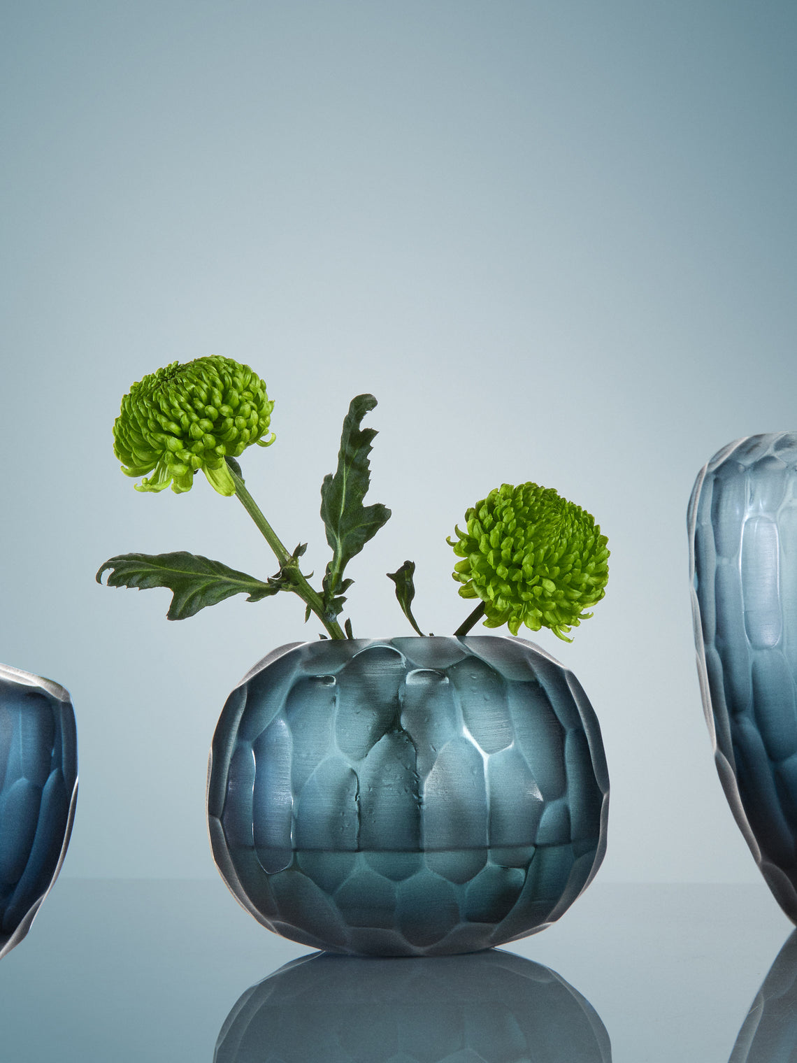 Micheluzzi Glass - Riccio Oceano Bamboo Hand-Blown Murano Glass Vase (7in/18cm) - Blue - ABASK