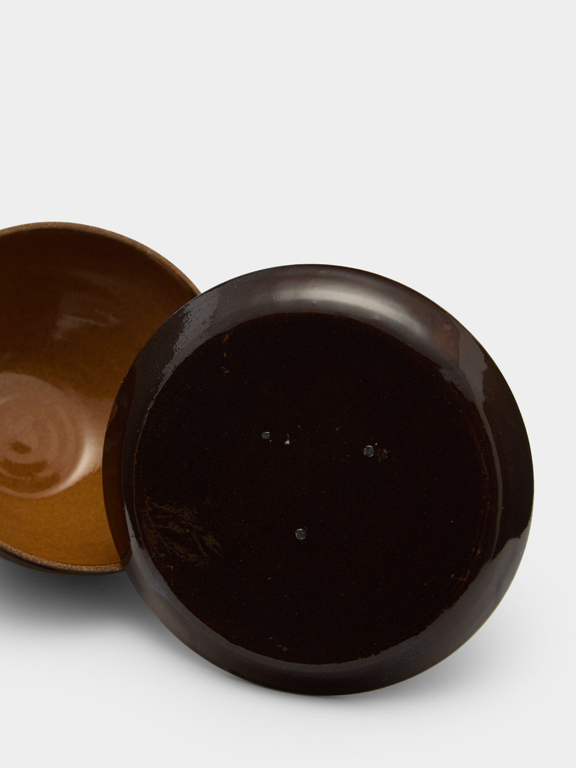 Poterie d’Évires - Flowers Hand-Painted Ceramic Small Lidded Butter Dish - Dark brown - ABASK