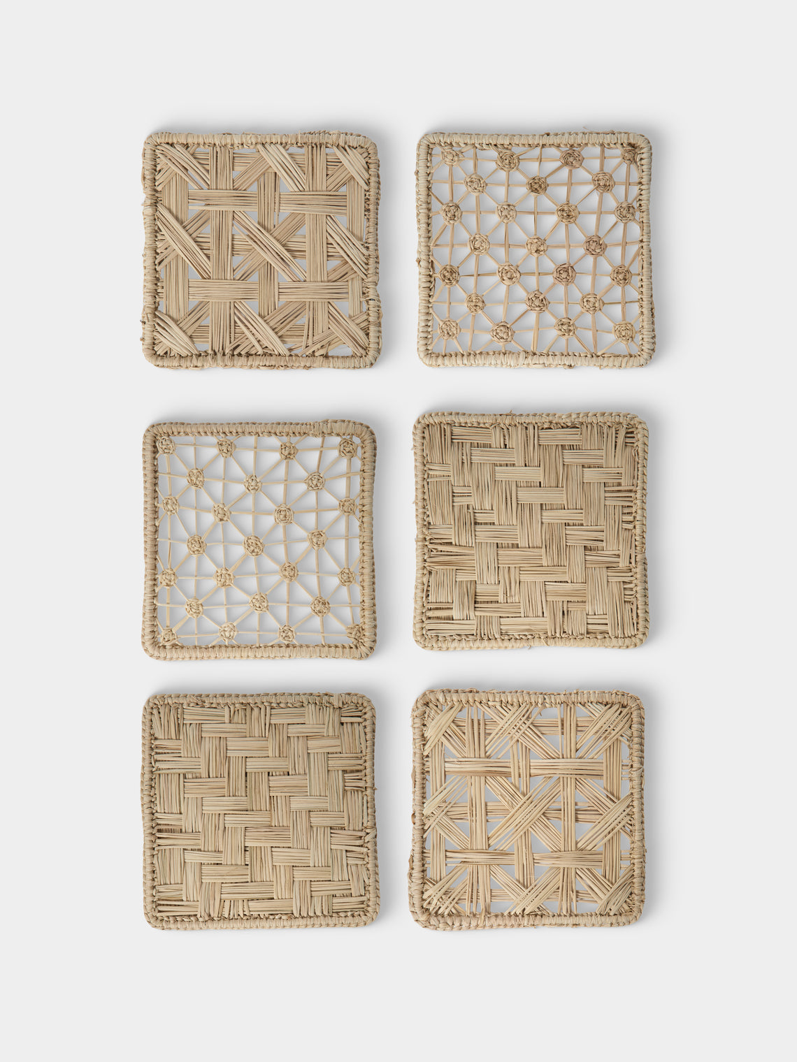 Artesanías del Atlántico - | Set of 6 | Handwoven Palm Mixed Coasters - Natural - ABASK - 