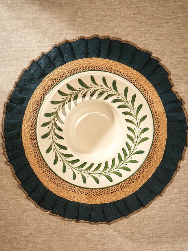 CasaLatina - Arandela Handwoven Iraca Palm and Linen Placemats (Set of 4) - Tan - ABASK
