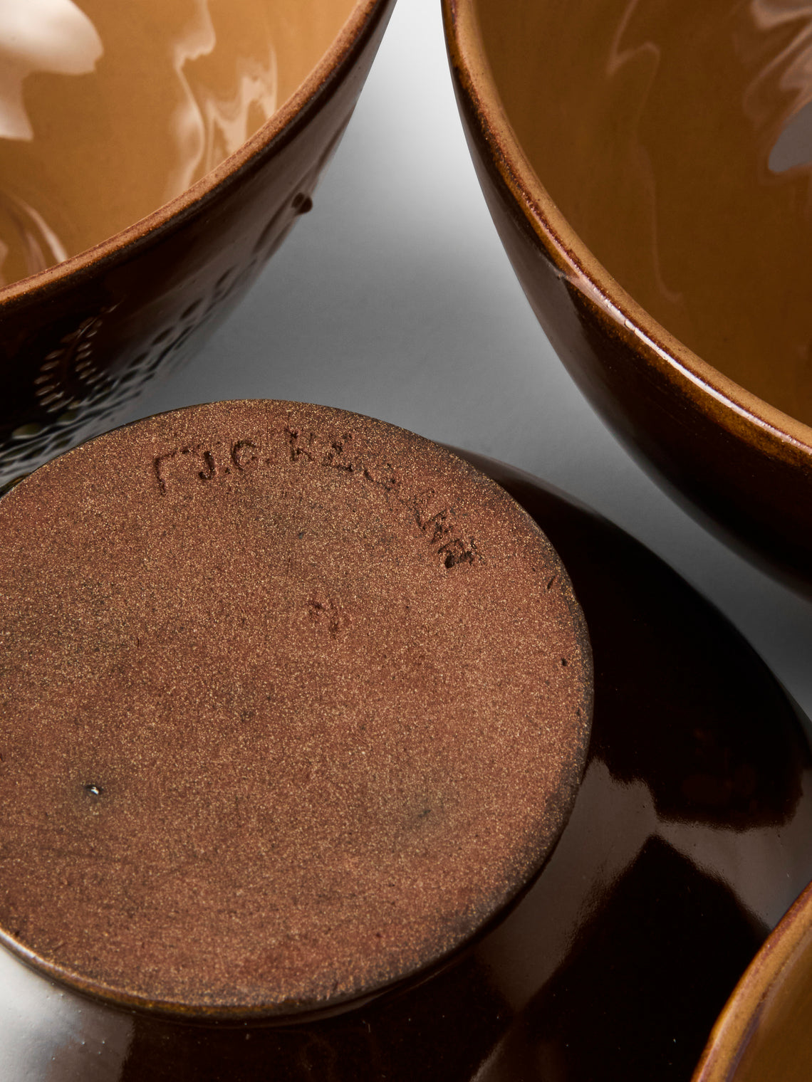 Poterie d’Évires - Flowers Hand-Painted Ceramic Grand Bowls (Set of 4) - Dark Brown - ABASK