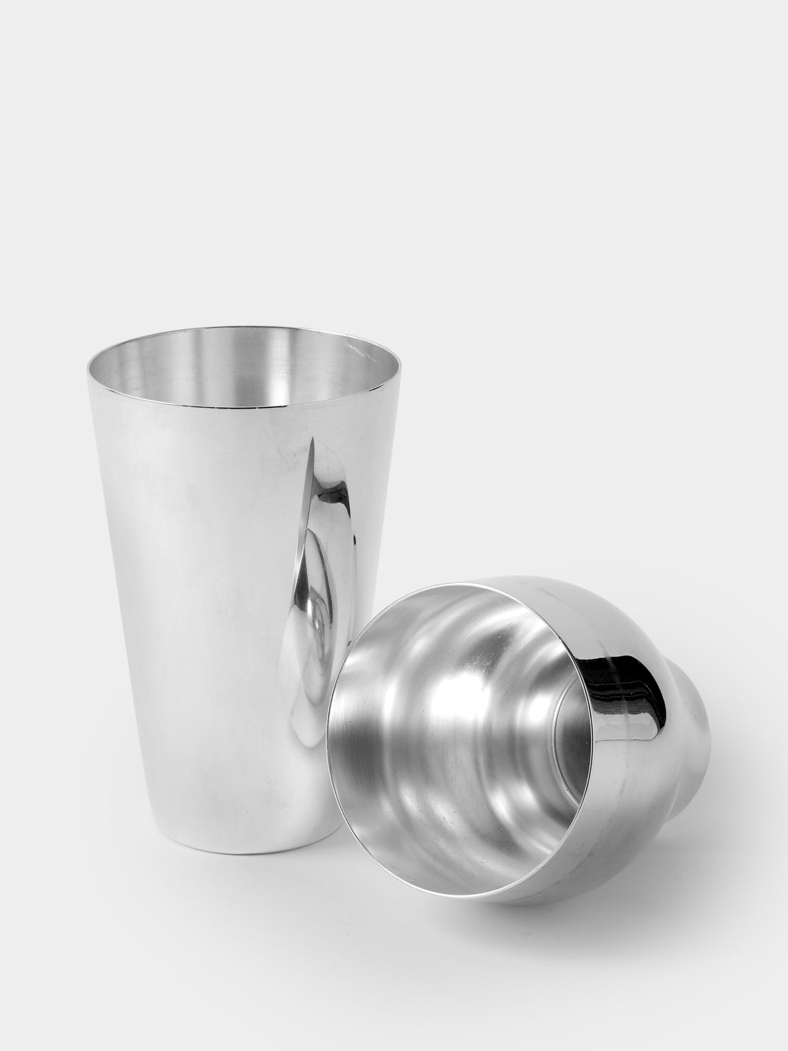 Antique and Vintage - Mid-Century Christofle Silver-Plated Cocktail Shaker - Silver - ABASK