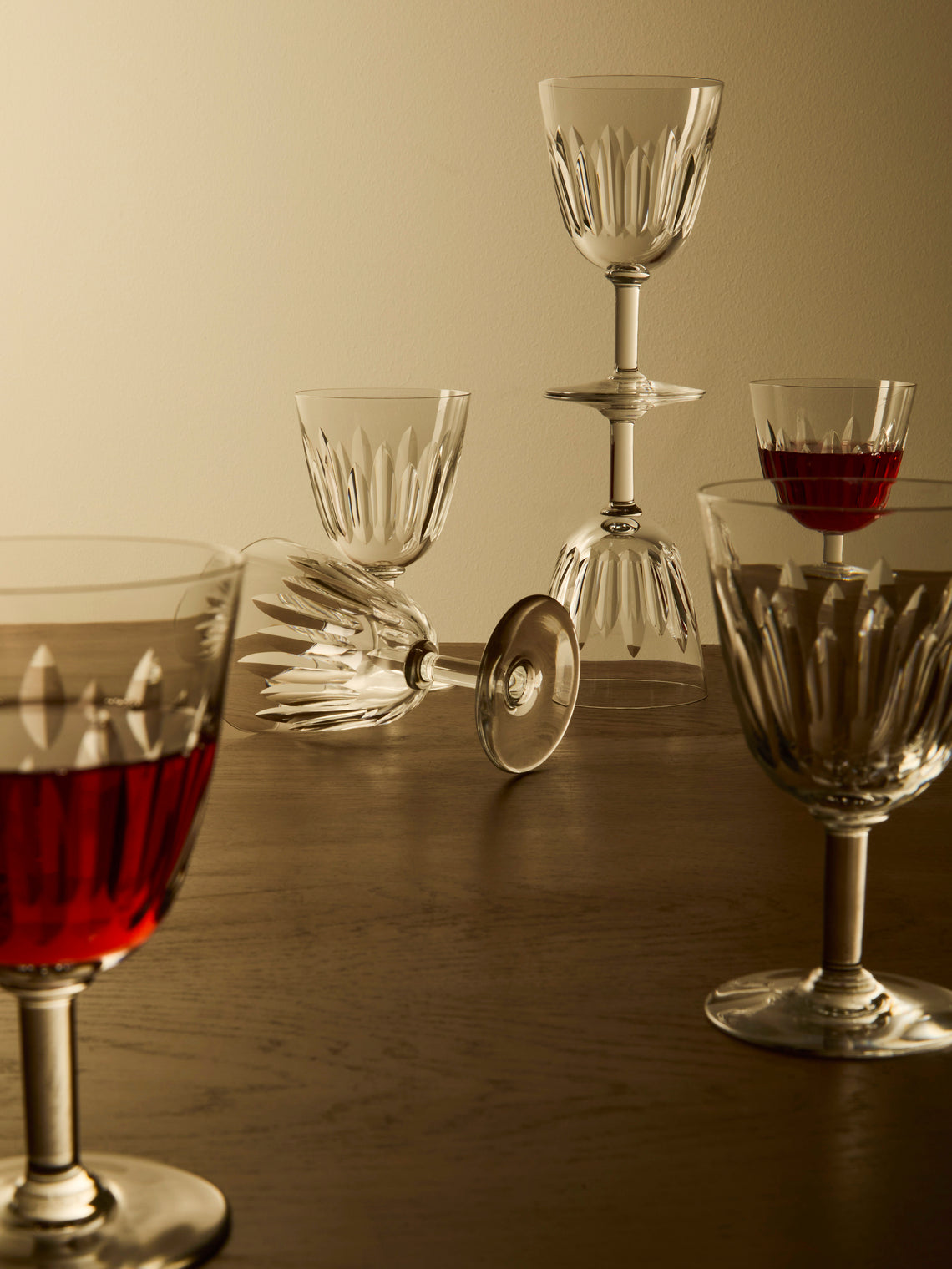 Antique and Vintage - Mid-Century Baccarat Casino Crystal Wine Glasses (Set of 18) - Clear - ABASK
