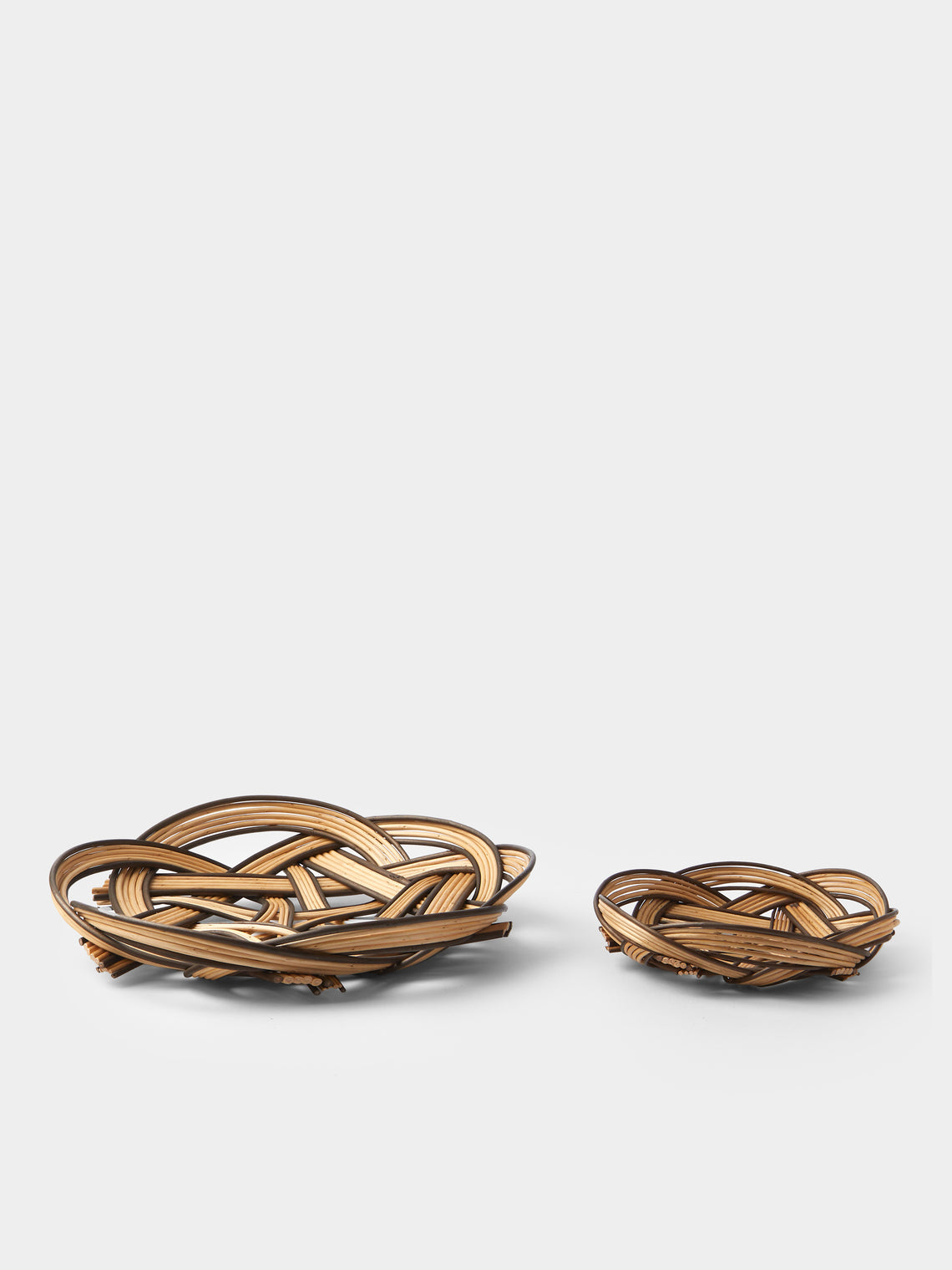 Valérie Lavaure - Willow Celtic Knot Trays (Set of 2) -  - ABASK