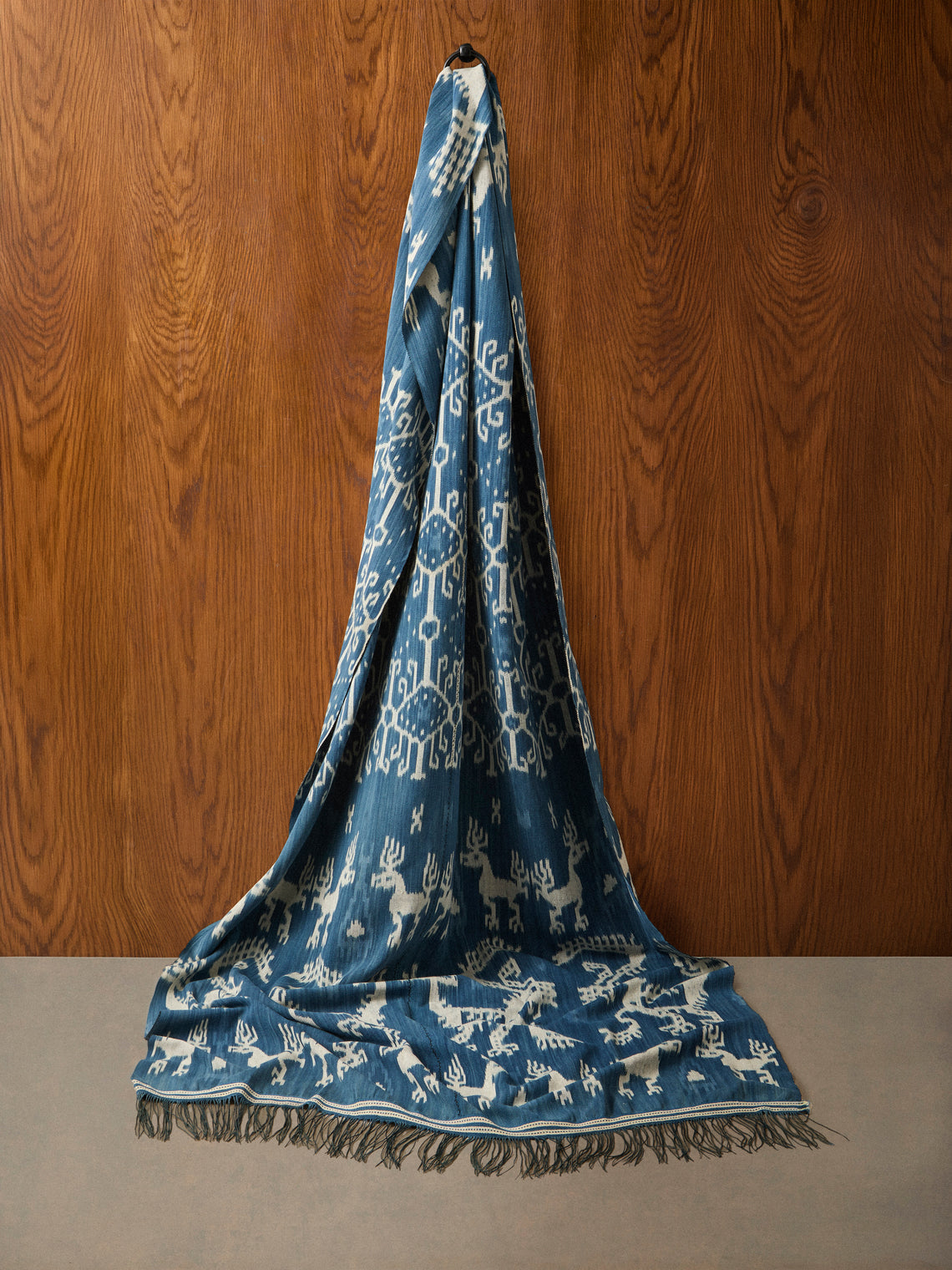 R Collective - Hundarangga Mahang Ikat Cotton Bed Blanket (102in/2.6m) - Blue - ABASK