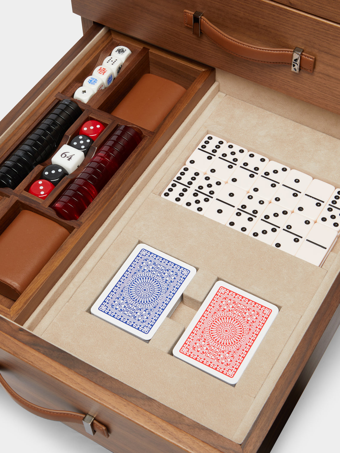 Agresti - Walnut Backgammon, Checkers, Chess, Dominoes and Roulette Compendium -  - ABASK