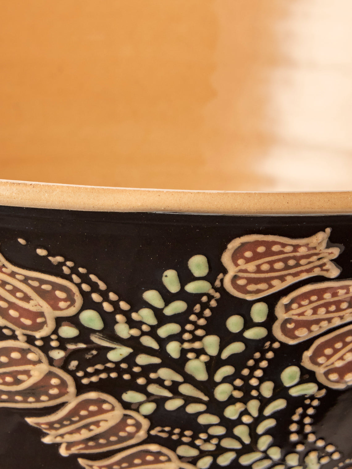 Poterie d’Évires - Flowers Hand-Painted Ceramic Grand Salad Bowl - Dark Brown - ABASK