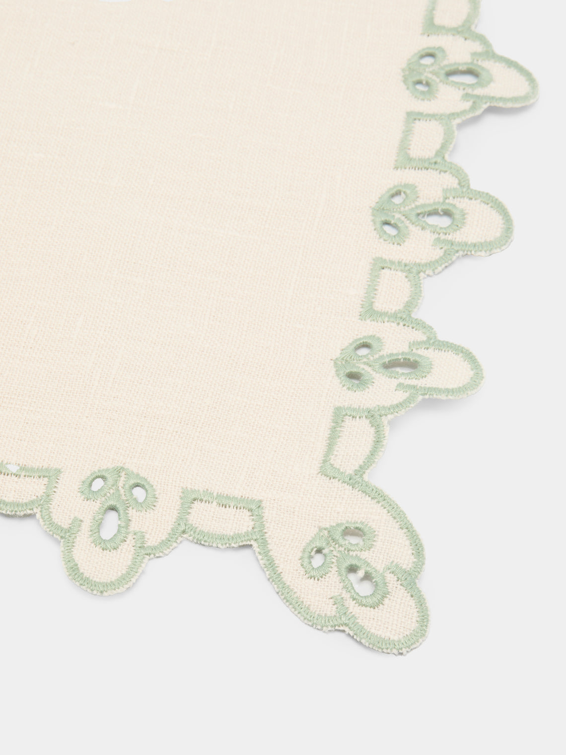 Borgo delle Tovaglie - Amalfi Embroidered Linen Placemats (Set of 4) - Natural - ABASK