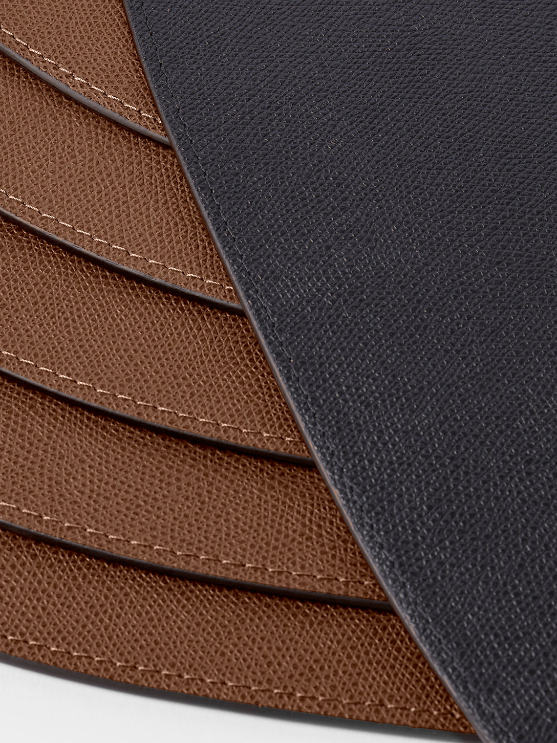 Giobagnara - David Leather Oval Reversible Placemats with Holder (Set of 6) - Brown - ABASK