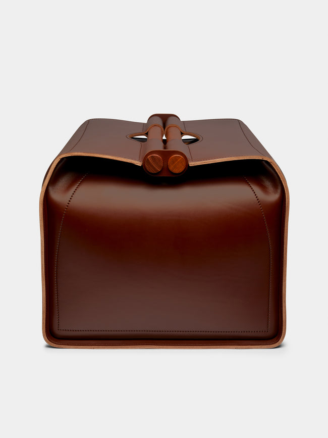 Jota Leather Basket
