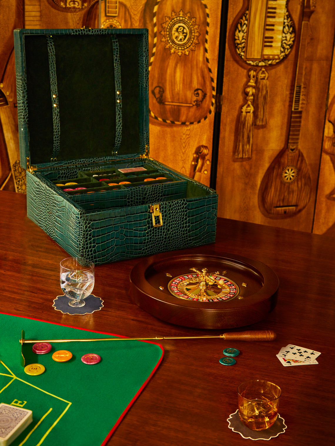 Renzo Romagnoli - Leather Roulette Trunk - - ABASK