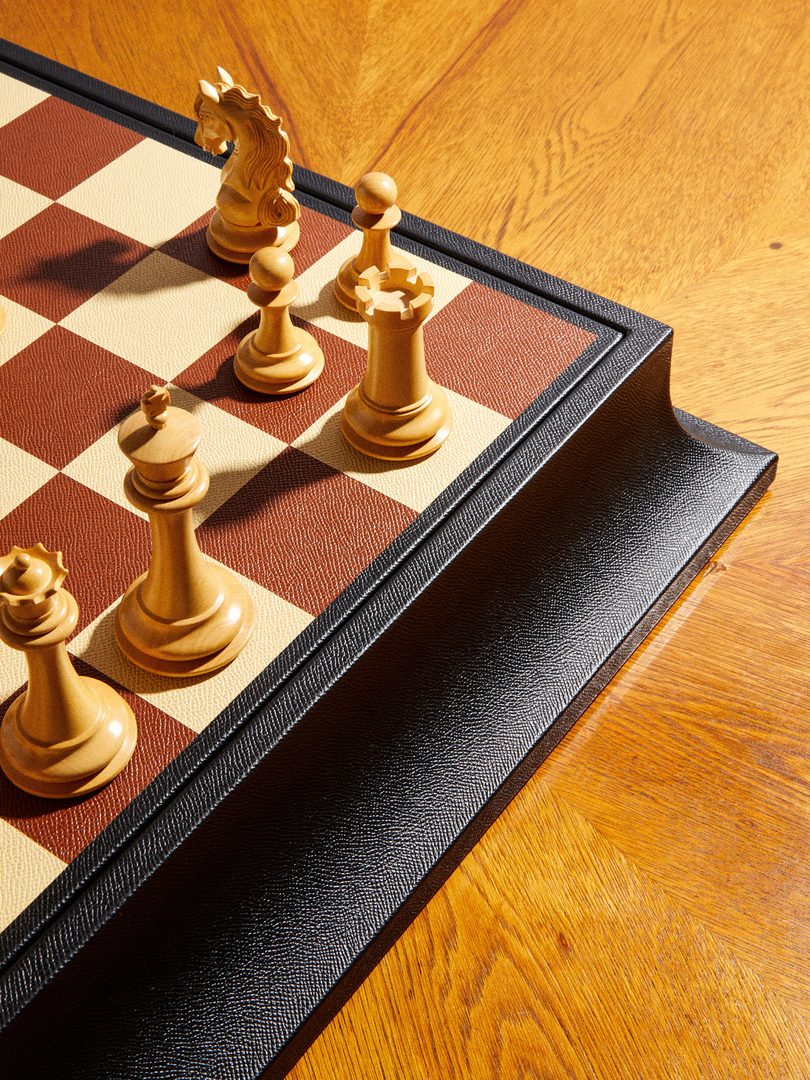 Geoffrey Parker - Staunton Leather Championship Chess Set -  - ABASK