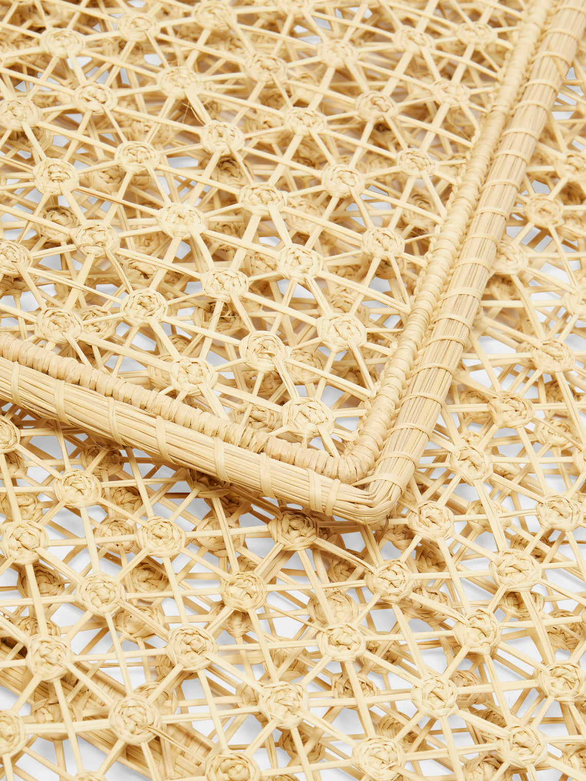 Artesanías del Atlántico - Nudilio Flower Handwoven Palm Placemats (Set of 4) -  - ABASK