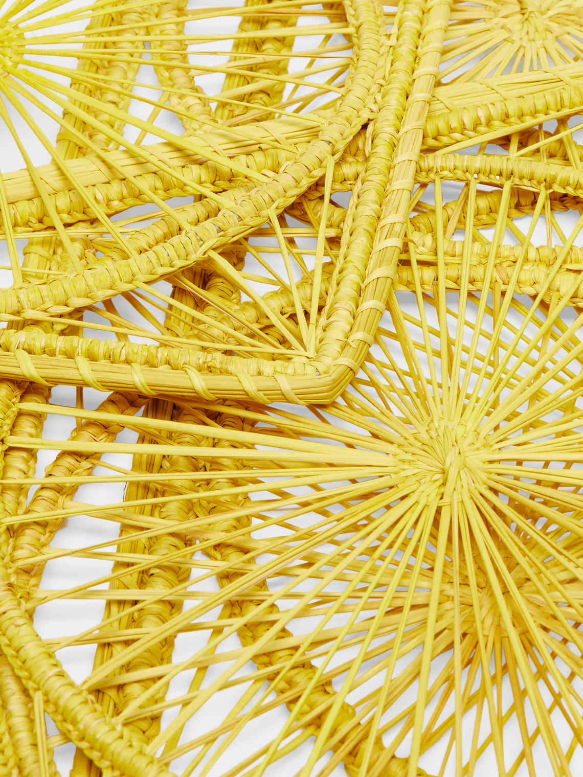 Artesanías del Atlántico - Spider Circles Handwoven Palm Placemats (Set of 4) -  - ABASK