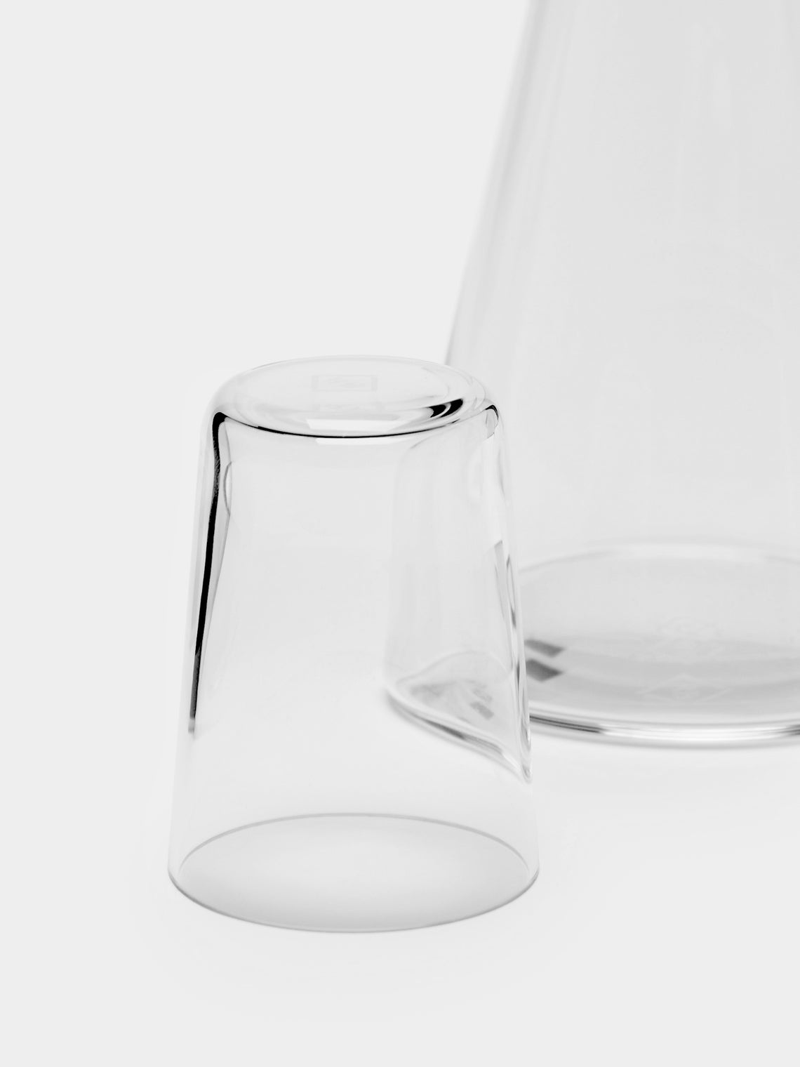 Richard Brendon - Hand-Blown Crystal Classic Decanter -  - ABASK