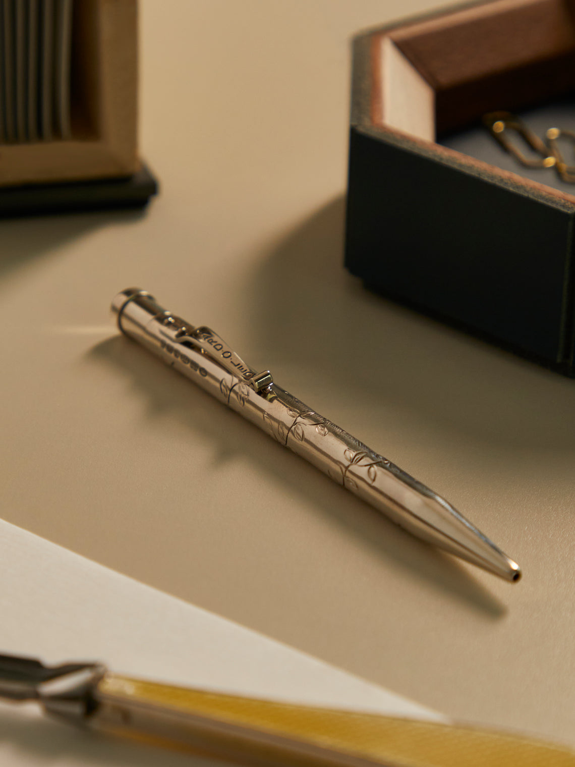 Yard O Led - Mayflower Sterling Silver Ballpoint Pen - Silver - ABASK