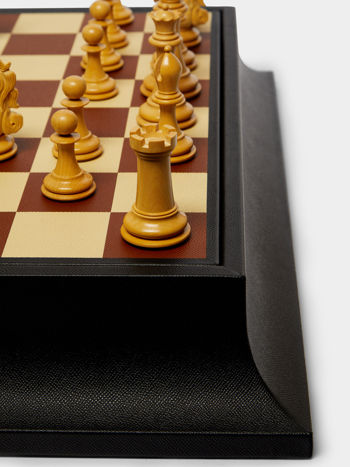 Geoffrey Parker - Staunton Leather Championship Chess Set -  - ABASK