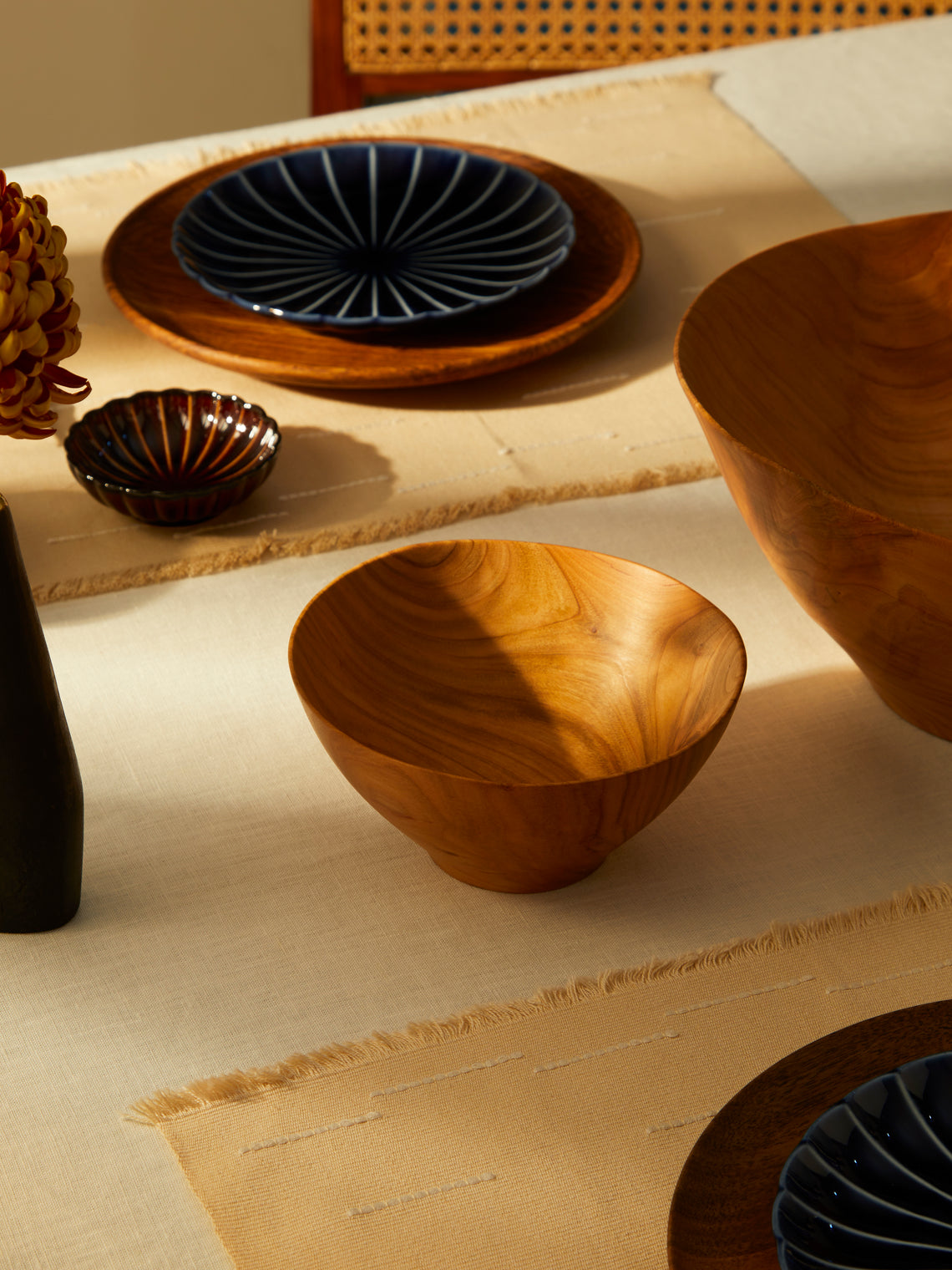Antonis Cardew - Hand-Turned Oak Medium Bowl - Brown - ABASK