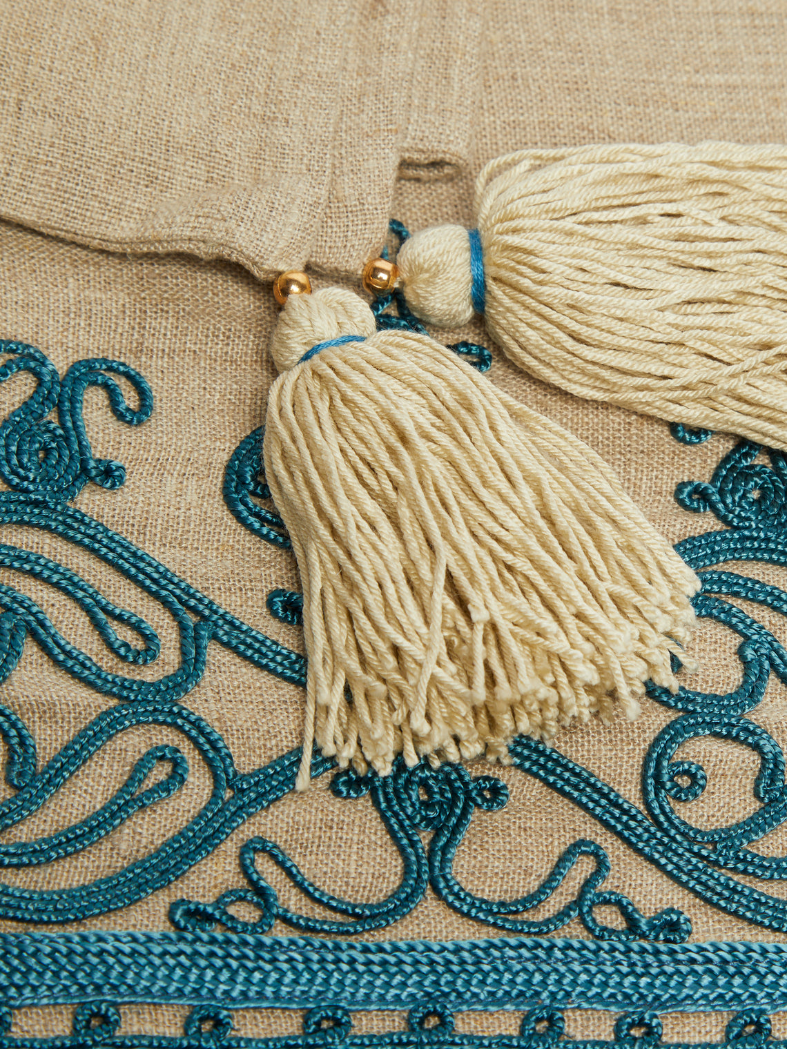 Anut - Mamlouk Hand-Embroidered Linen Rectangular Tablecloth -  - ABASK