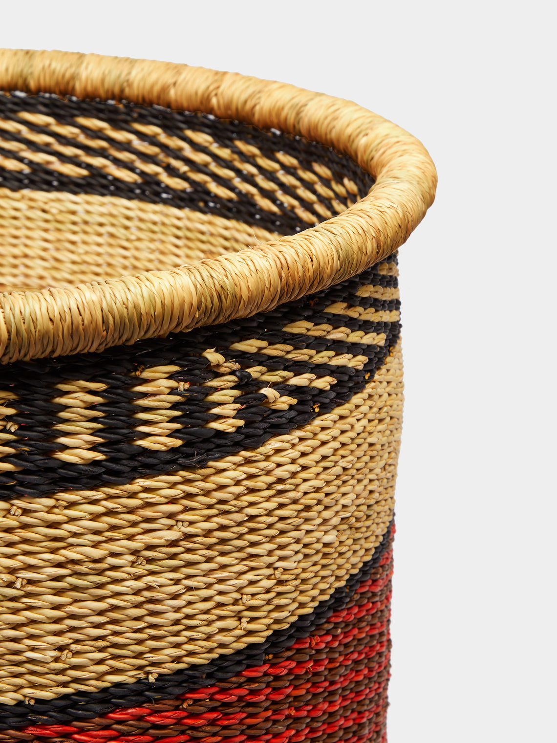 Baba Tree - Handwoven Elephant Grass Lidded Basket - Brown - ABASK