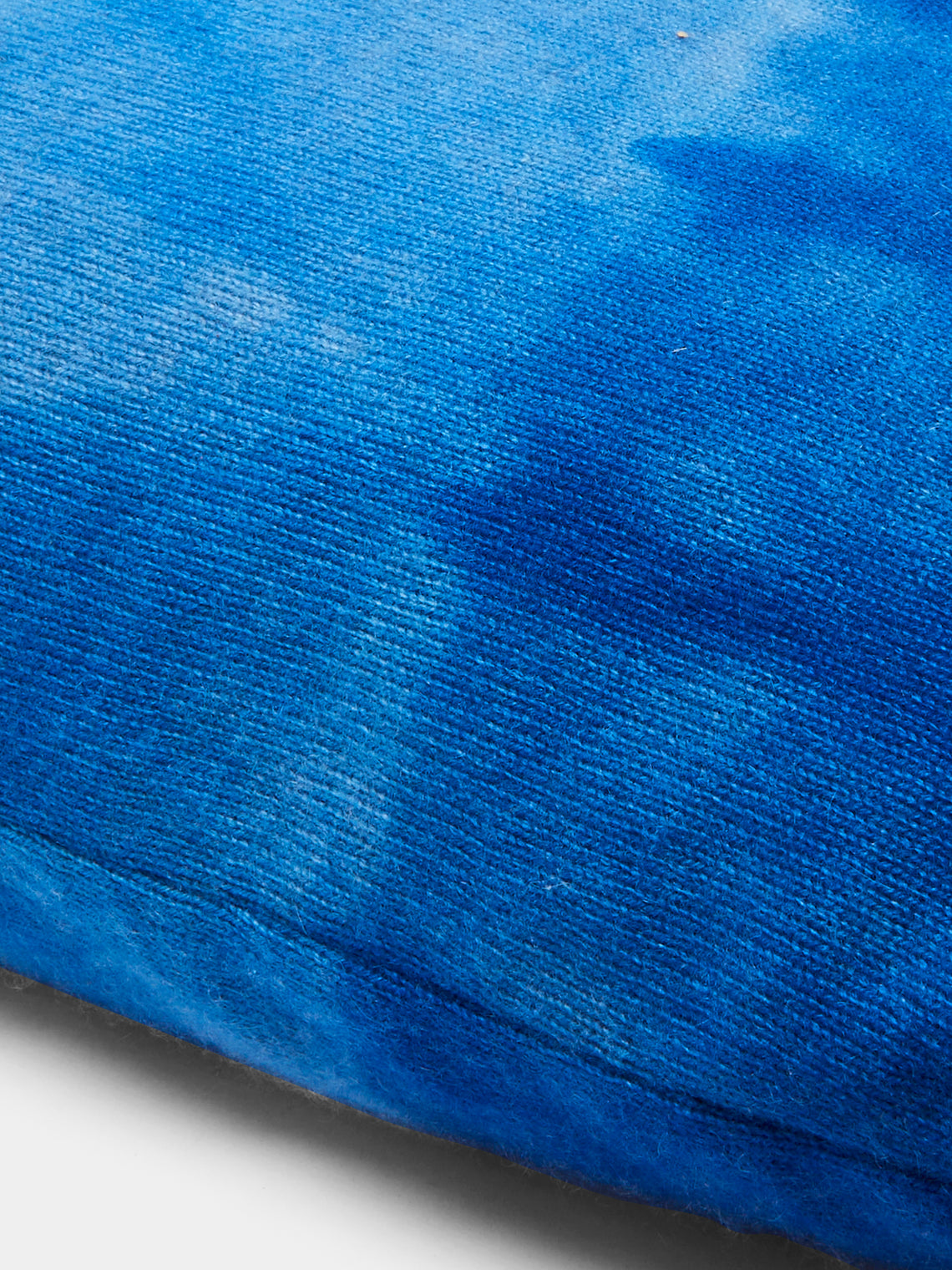 The Elder Statesman - Gradient Hand-Dyed Cashmere Pillow - Blue - ABASK