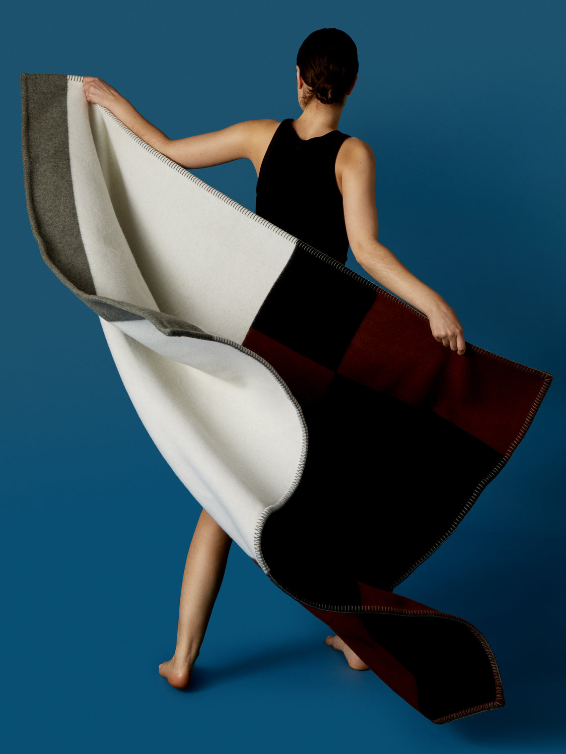 Begg x Co - Valatzu Anton Lambswool Cashmere Blanket -  - ABASK
