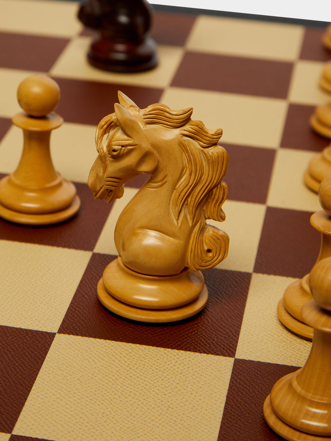 Geoffrey Parker - Staunton Leather Championship Chess Set -  - ABASK