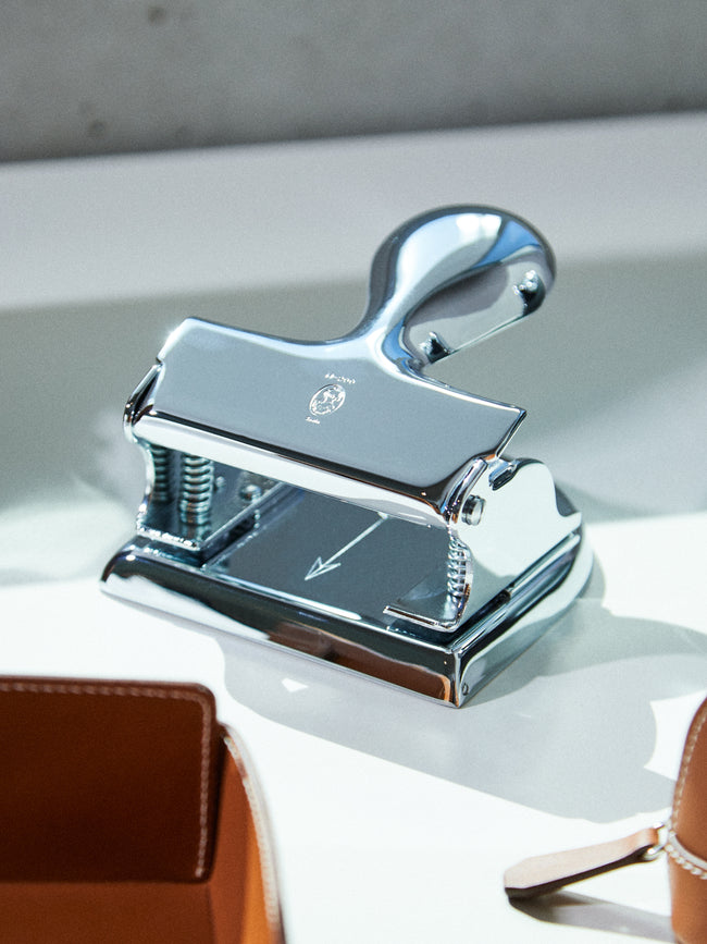 El Casco - Chrome Hole Punch -  - ABASK